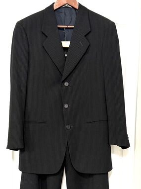 Vintage Giorgio Armani Le Collezioni Pinstripe Suit 38S Black 100% Wool